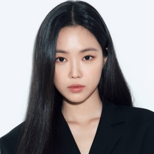 Son Na-eun,손나은