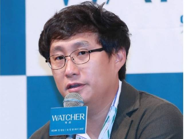 مخرج مجد الانتقام آهن جي هاو يعترف بارتكاب أعمال عنف داخل الحرم الجامعي！